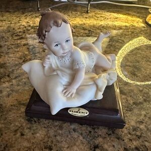 Giuseppe Armani - Florence 1978 “The Newcomer” Porcelain Baby Figurine